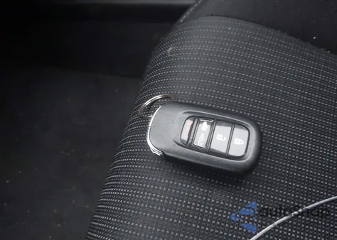 2022 Honda Civic Lx z USA, uszkodzony, nr VIN 2HGFE2F25NH518013